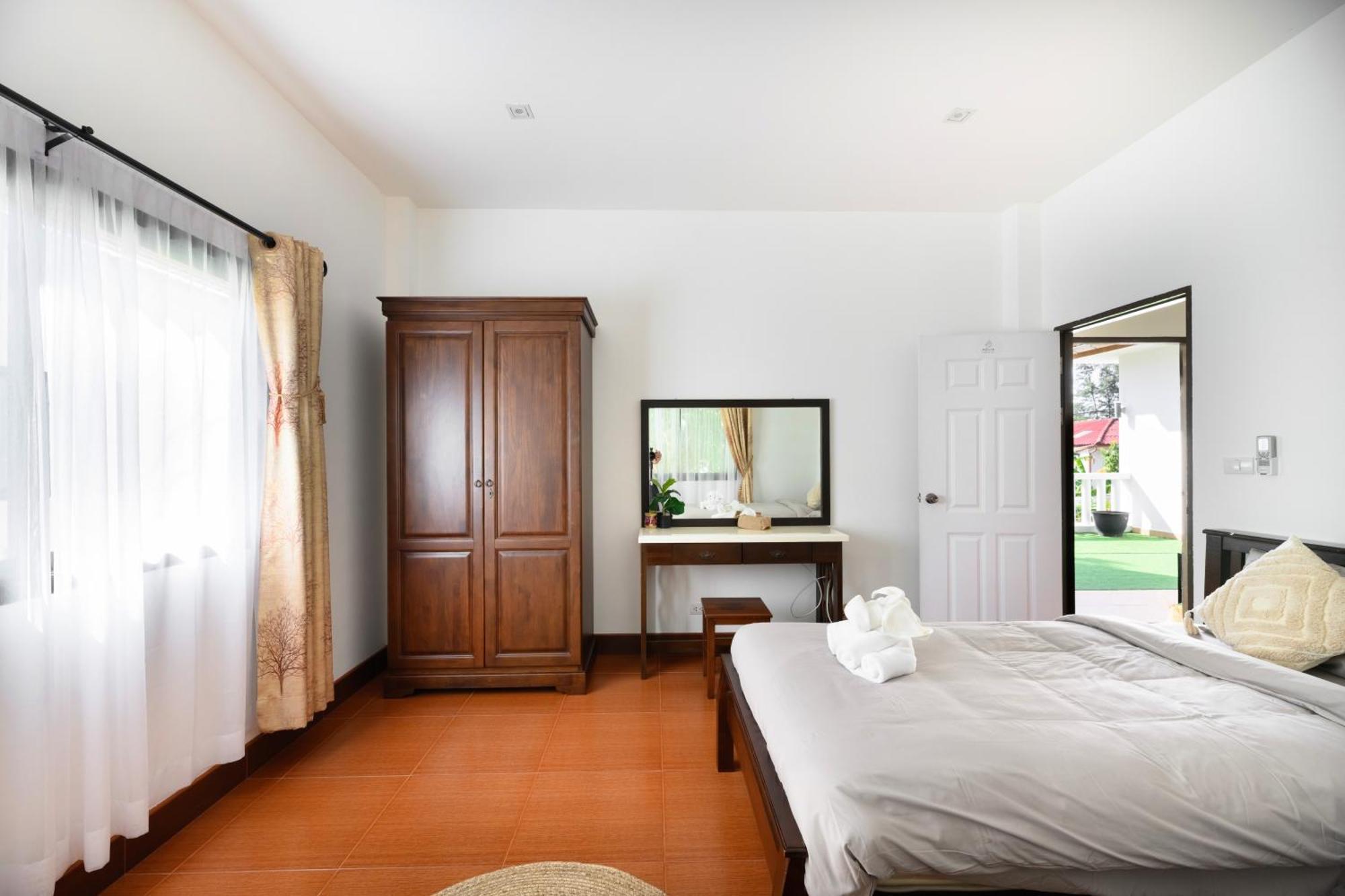 Beachfront Pool Villa Камала Экстерьер фото